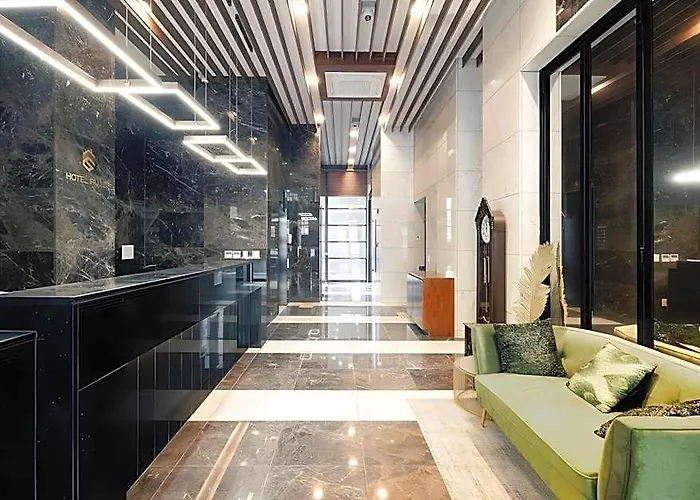 Hotel Ru136